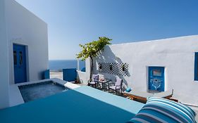 Santorita Suites